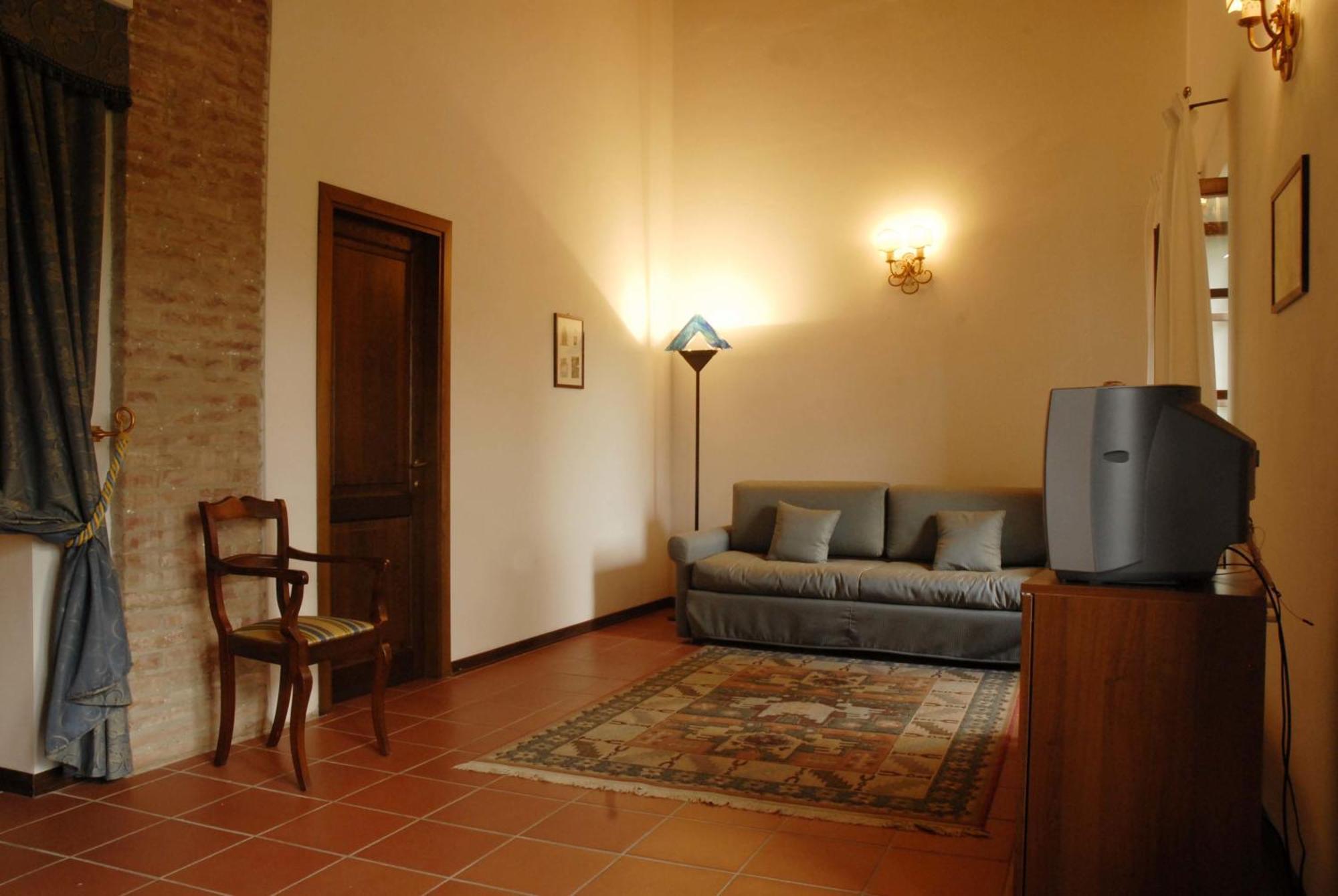 Relais Borgo Di Toiano Pension Sovicille Kamer foto
