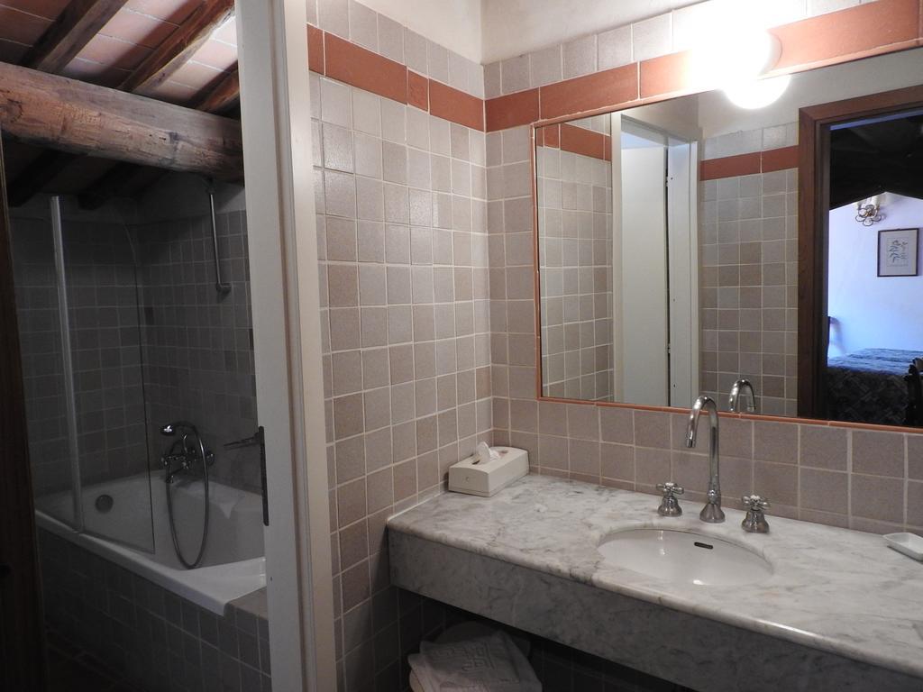 Relais Borgo Di Toiano Pension Sovicille Buitenkant foto